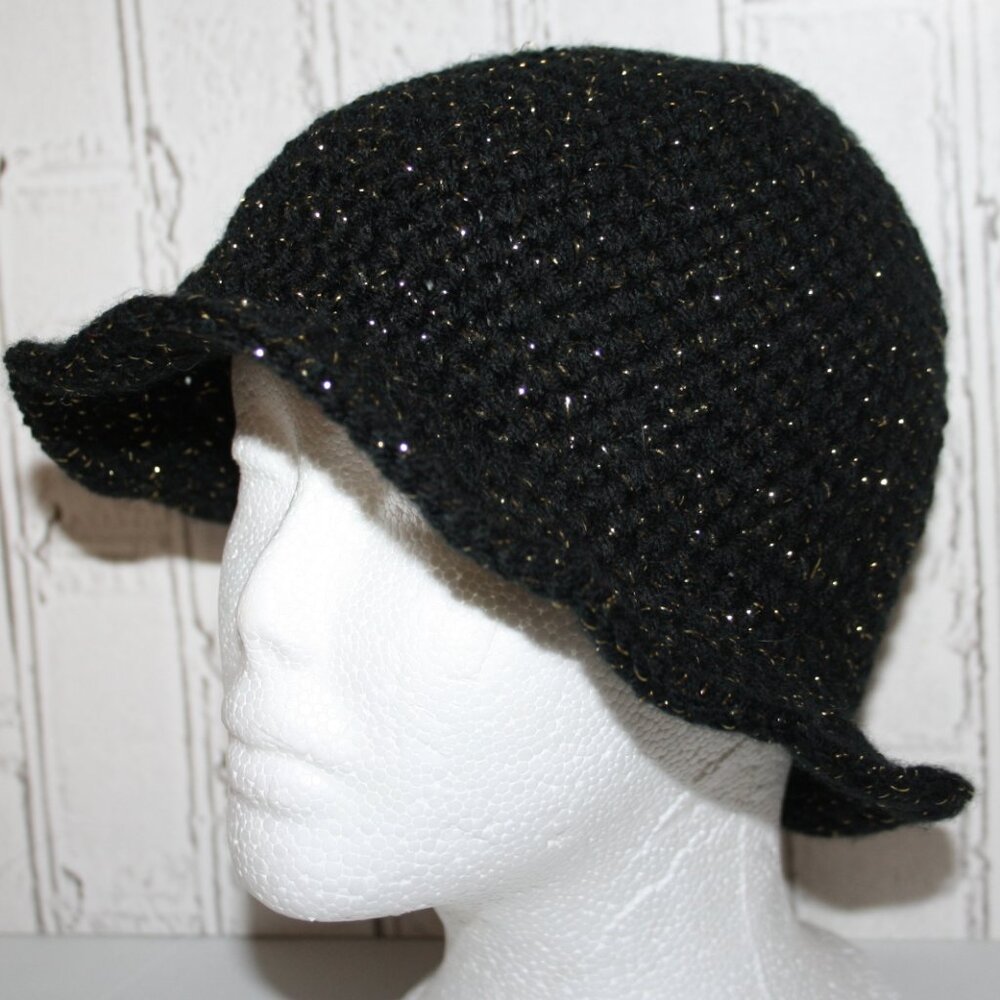 🖤✨ Black & Gold Glitter Crocheted Sunhat – Handmade · One Size